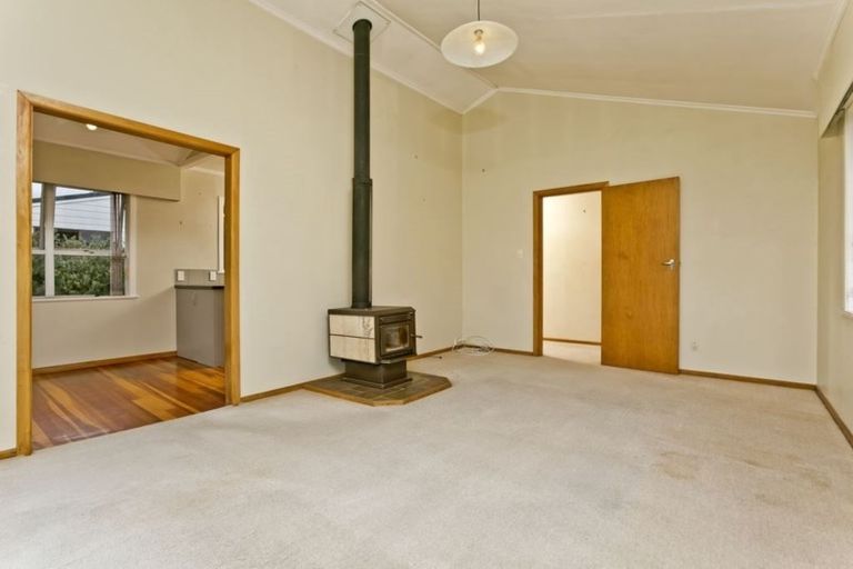 Photo of property in 14 Shanaway Rise, Hillcrest, Auckland, 0627