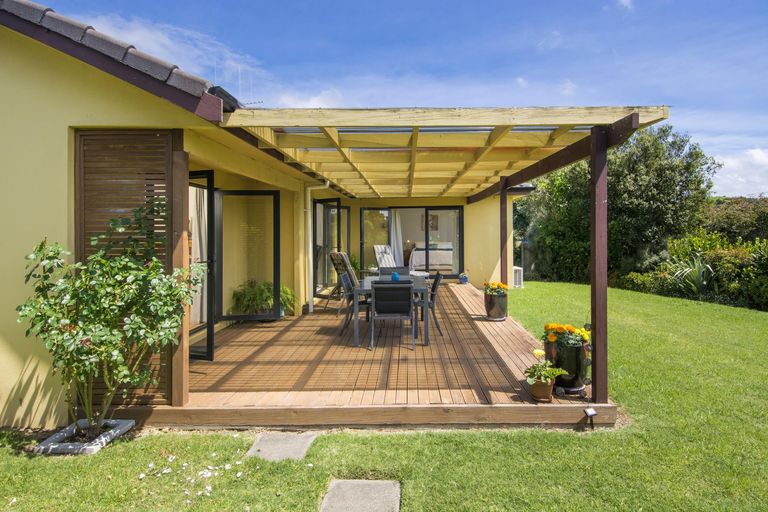 Photo of property in 54 Village Park Drive, Welcome Bay, Tauranga, 3112