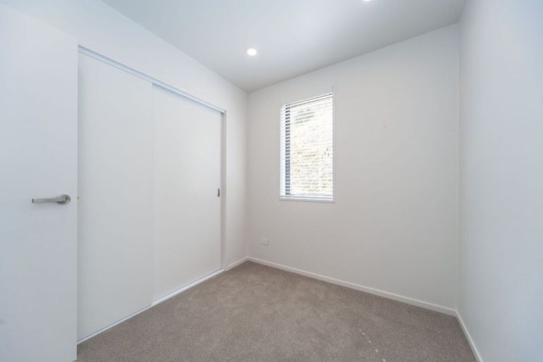 Photo of property in 33 Oakum Road, Whitby, Porirua, 5024