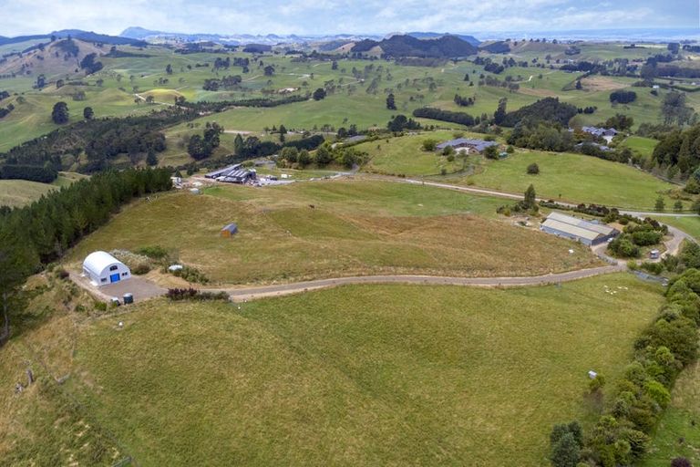 Photo of property in 213 Forest Road, Oruanui, Taupo, 3384