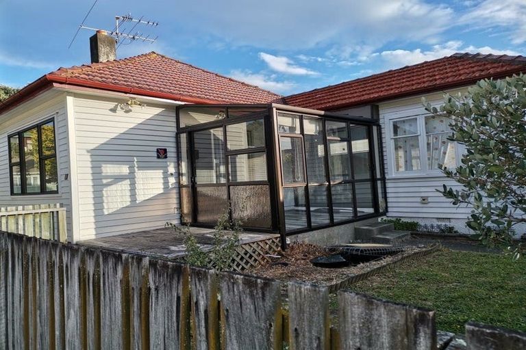 Photo of property in 9 Hinau Street, Tawa, Wellington, 5028
