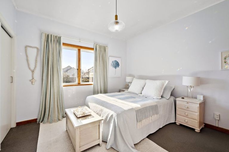 Photo of property in 13 Wayside, Miramar, Wellington, 6022