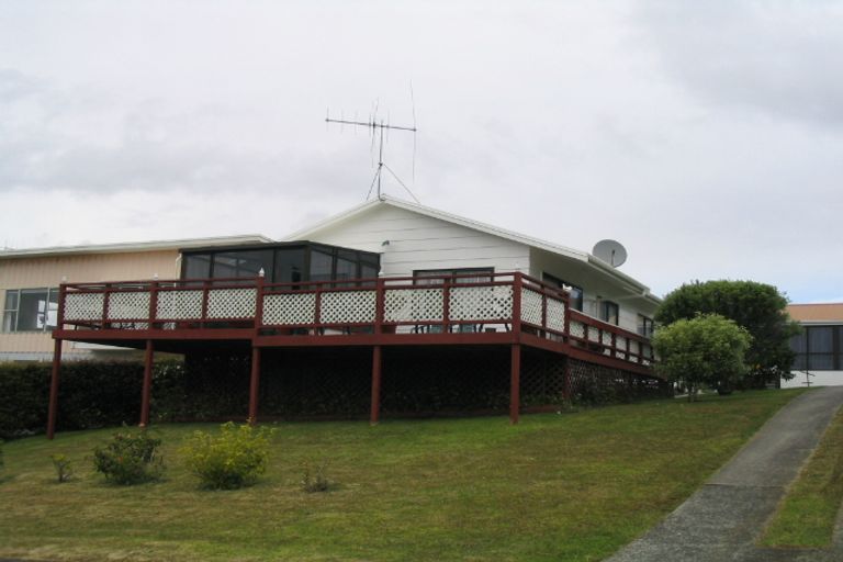 Photo of property in 37 Berghan Road, Coopers Beach, 0420