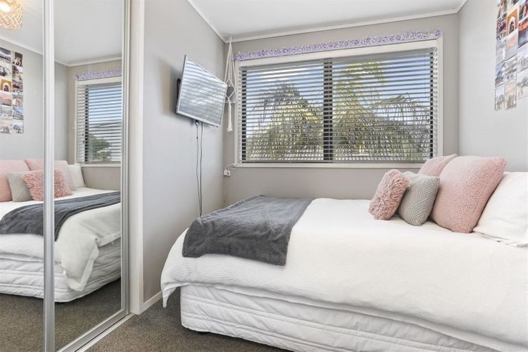 Photo of property in 2/13 Belmont Terrace, Milford, Auckland, 0620