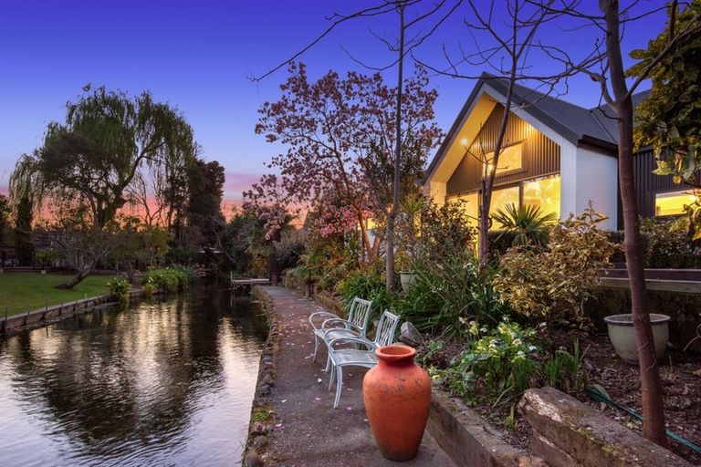 Photo of property in 2 Battys Road, Springlands, Blenheim, 7201