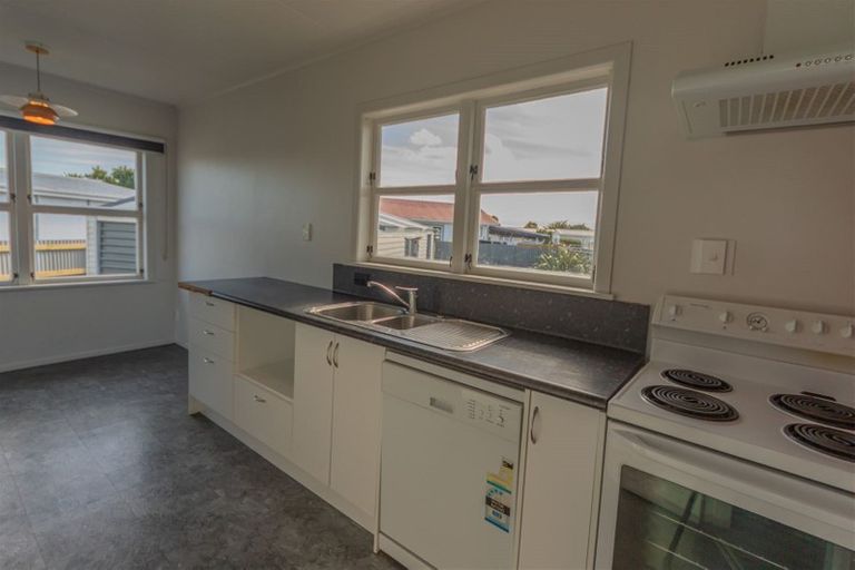 Photo of property in 13 Braemar Street, Levin, 5510
