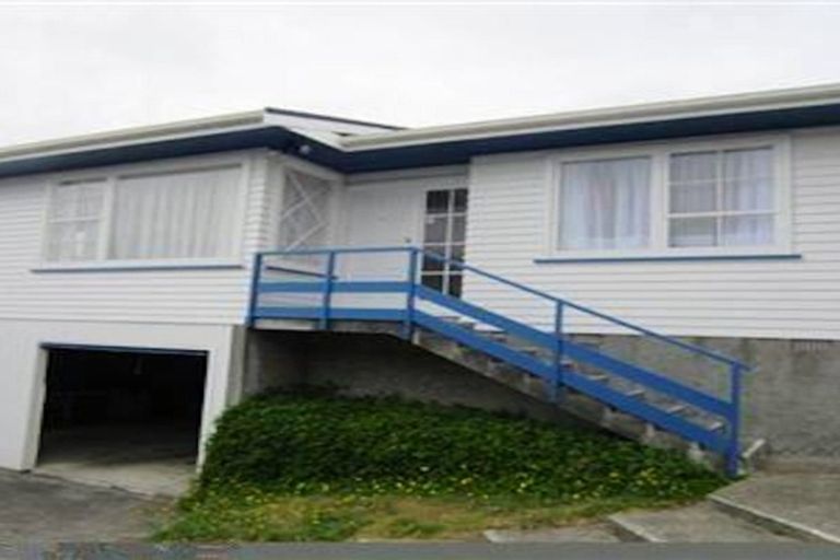 Photo of property in 20 Tweed Road, Papakowhai, Porirua, 5024