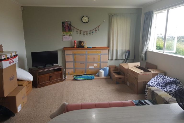 Photo of property in 1/69 College Road, Northcote, Auckland, 0627