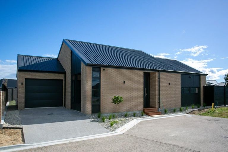 Photo of property in 4b Lewis Way, Cambridge, 3434