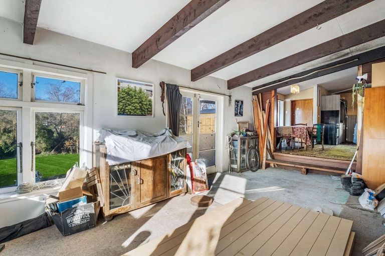 Photo of property in 19 Milne Street, Hunterville, 4730