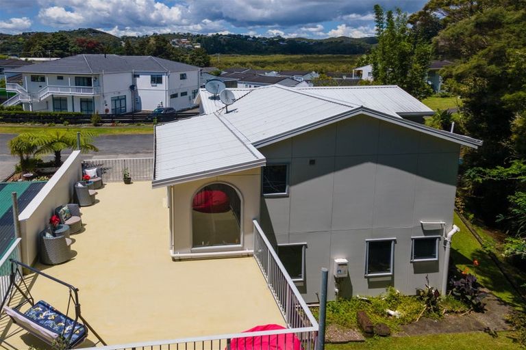 Photo of property in 15 Tohitapu Road, Paihia, 0200