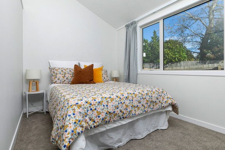 Photo of property in 10d Shiloh Way, Greenhithe, 0632