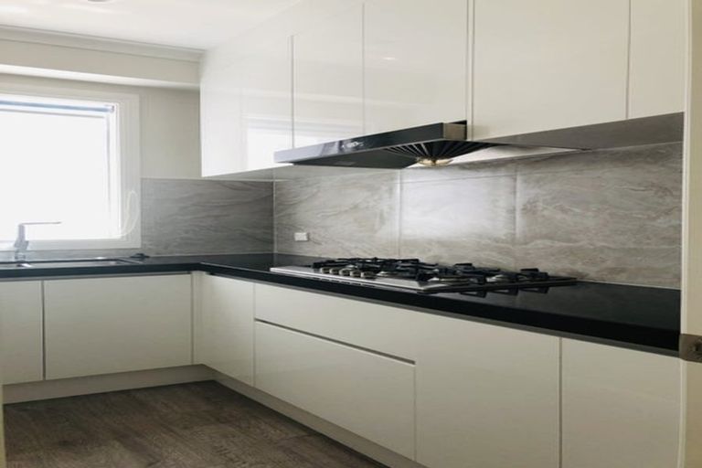 Photo of property in 9 Hinoki Way, Flat Bush, Auckland, 2019