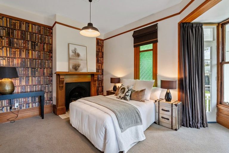 Photo of property in 42 Hawkesbury Avenue, St Albans, Christchurch, 8014