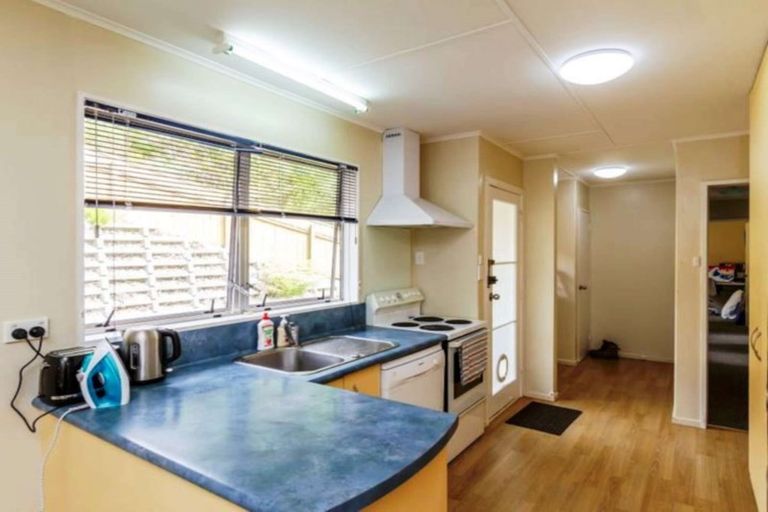 Photo of property in 23b Rintoul Grove, Stokes Valley, Lower Hutt, 5019