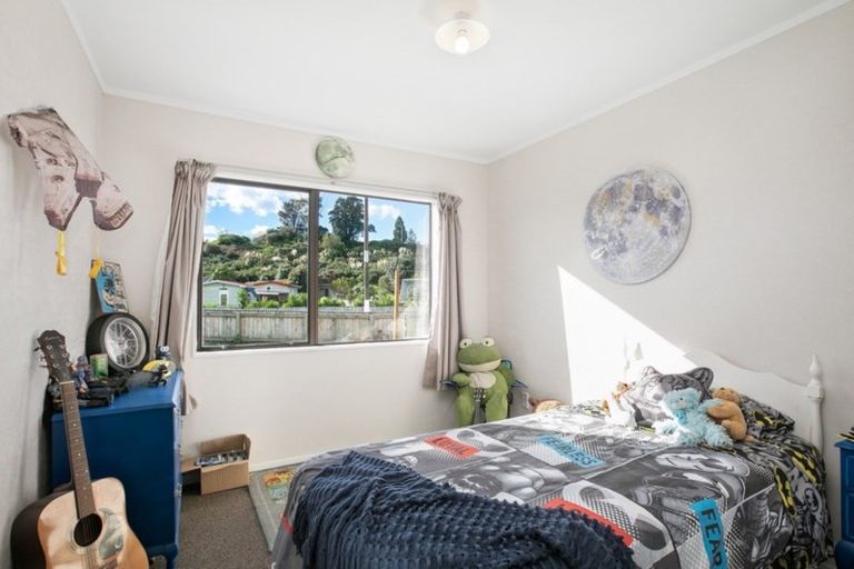 Photo of property in 1 Sandleigh Drive, Athenree, Katikati, 3177