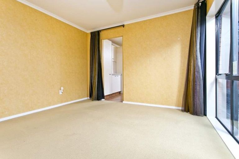 Photo of property in 16 Adelphi Place, Albany, Auckland, 0632