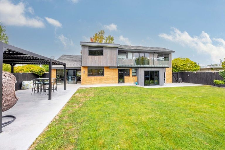 Photo of property in 19 Francis Drake Street, Waipukurau, 4200