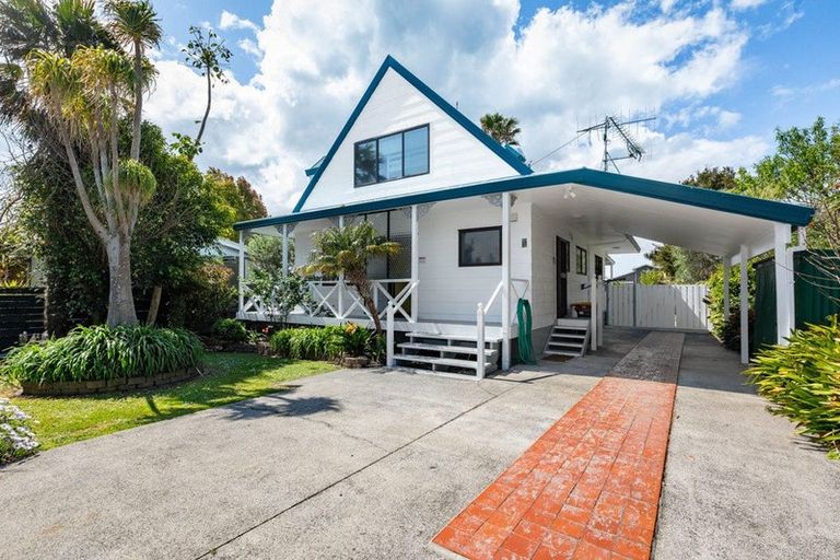 Photo of property in 19 Tatai Road, Bowentown, Katikati, 3177