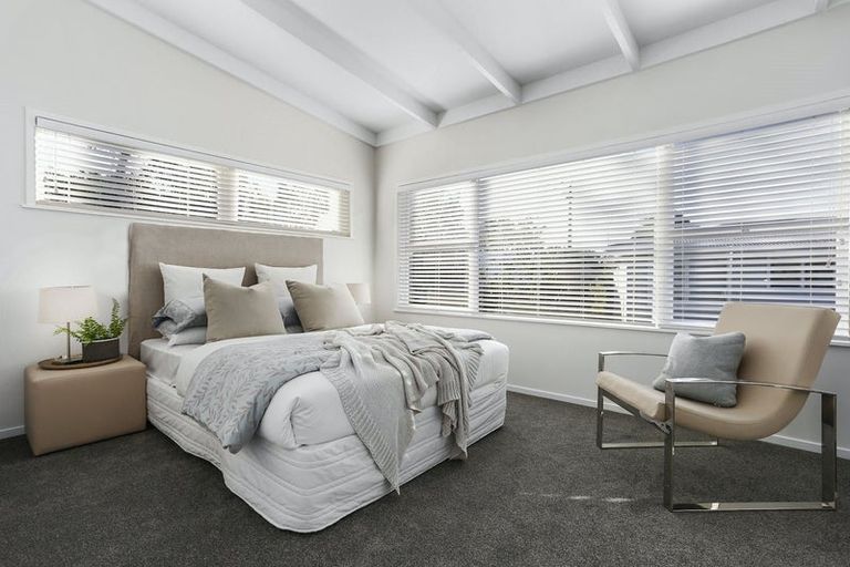 Photo of property in 1/237 Rangatira Road, Beach Haven, Auckland, 0626