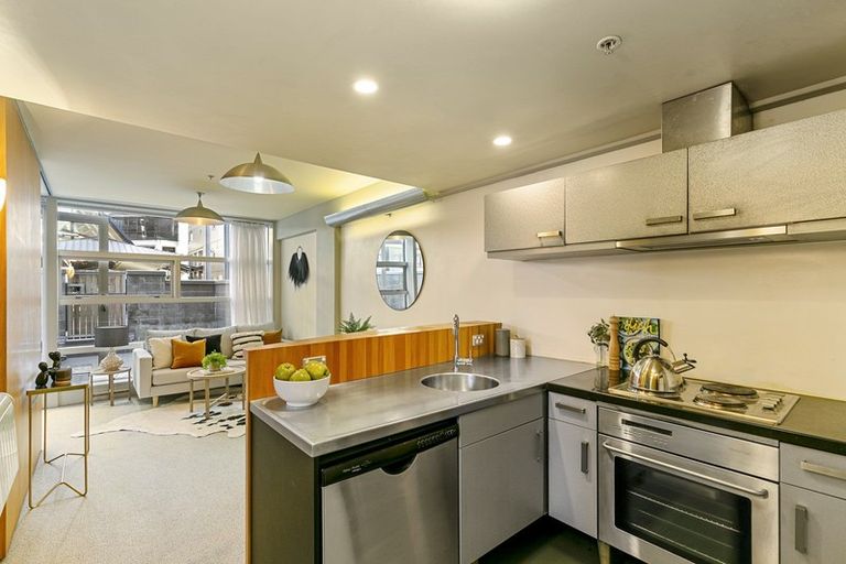 Photo of property in St Pauls Apartments, 7/43 Mulgrave Street, Thorndon, Wellington, 6011