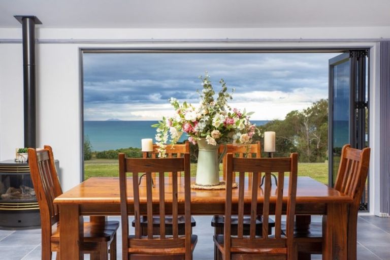 Photo of property in 45 Beach Road, Tirohanga, Opotiki, 3197