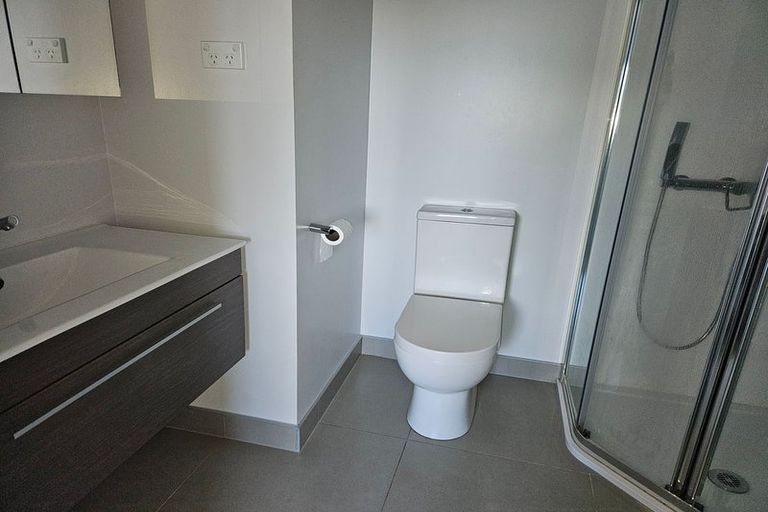 Photo of property in 41/11 Ray Small Drive, Papakura, 2110