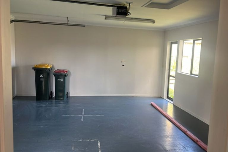 Photo of property in 16 Lamia Place, The Gardens, Auckland, 2105