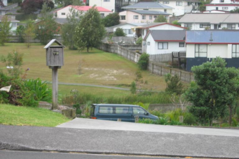 Photo of property in 72 Trias Road, Totara Vale, Auckland, 0629