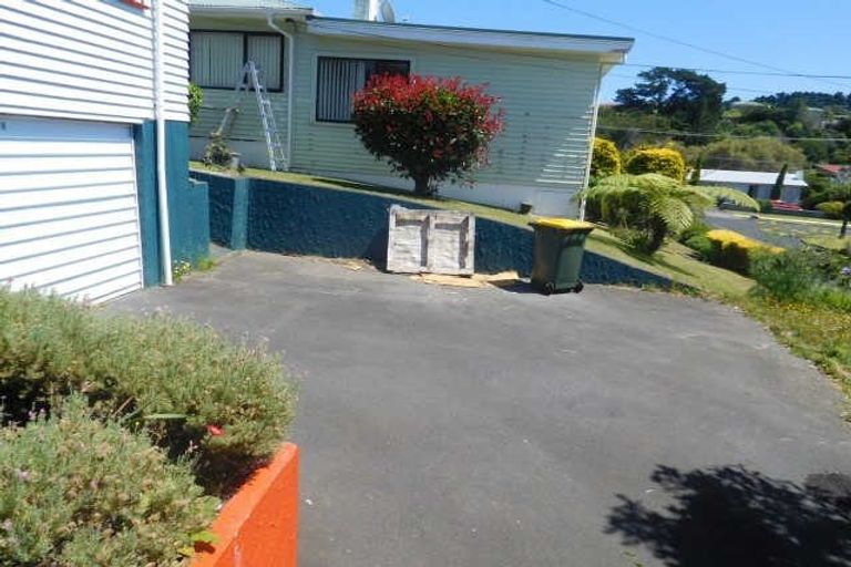 Photo of property in 6 Whakawhiti Street, Marfell, New Plymouth, 4310