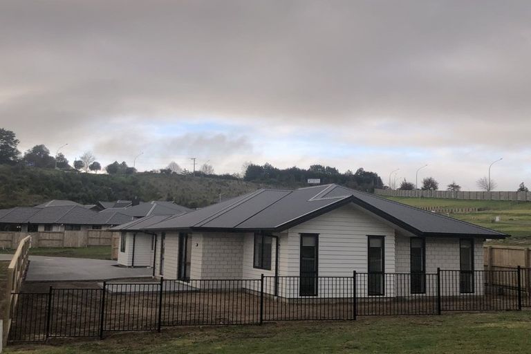 Photo of property in 18 Pakanga Grove, Pyes Pa, Tauranga, 3112