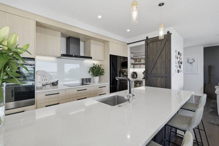 Photo of property in 23 Milton Road, Otumoetai, Tauranga, 3110