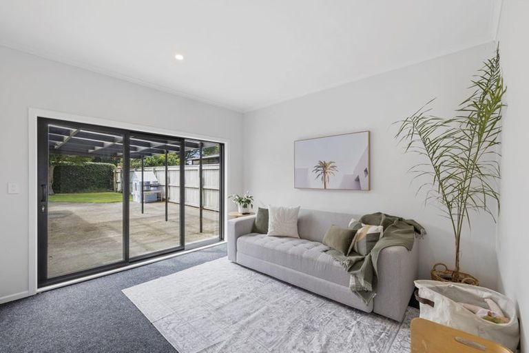 Photo of property in 304 Mangorei Road, Merrilands, New Plymouth, 4312