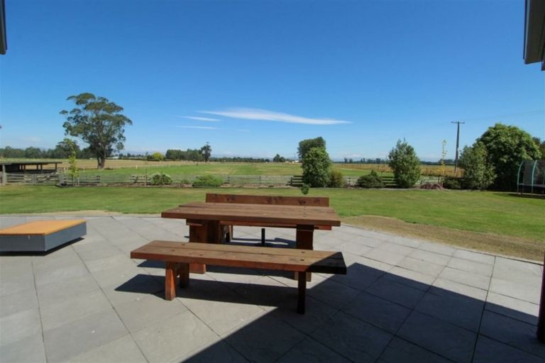 Photo of property in 609 Arowhenua Road, Kerrytown, Timaru, 7975