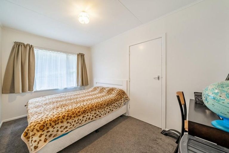 Photo of property in 30 Logie Street, Stokes Valley, Lower Hutt, 5019