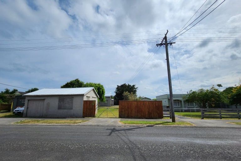 Photo of property in 45 Pratt Avenue, Foxton Beach, Foxton, 4815