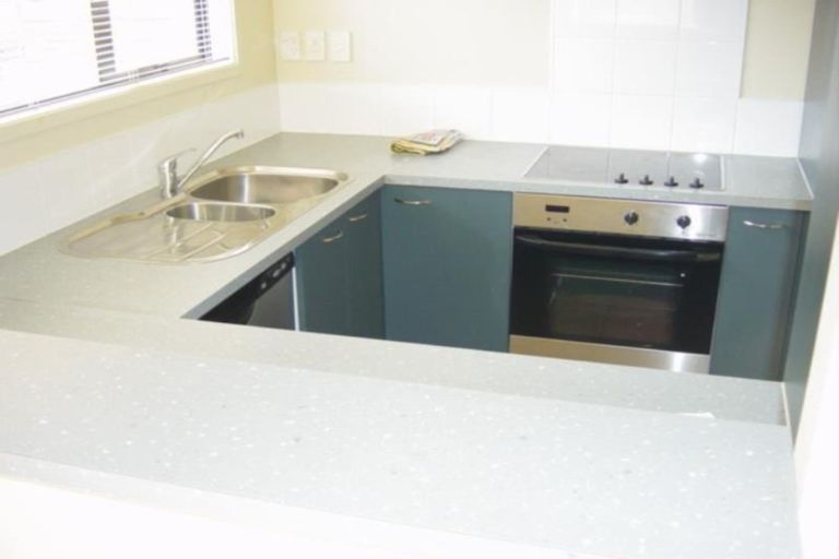 Photo of property in 55 Tiri Tiri Road, Birkdale, Auckland, 0626