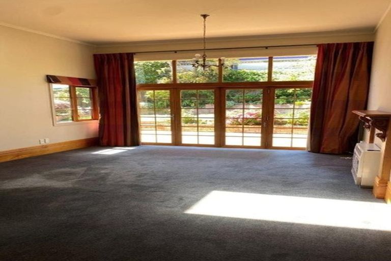 Photo of property in 17 Armour Avenue, Mount Victoria, Wellington, 6011