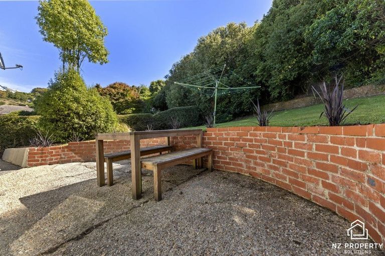 Photo of property in 24 Seaview Terrace, Kew, Dunedin, 9012