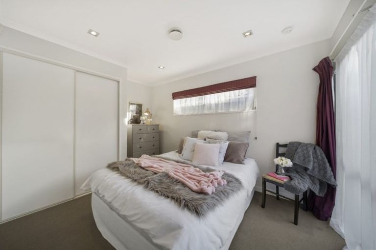 Photo of property in 67 Millen Avenue, Pakuranga, Auckland, 2010