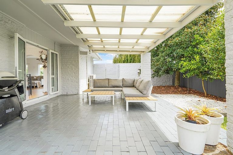 Photo of property in 13 Knightsbridge Place, Dinsdale, Hamilton, 3204