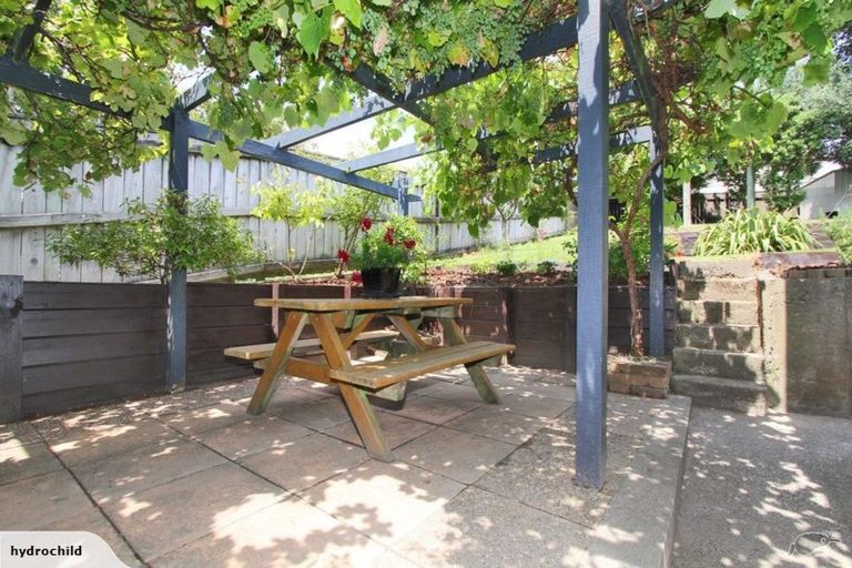 Photo of property in 132 Paremata Road, Paremata, Porirua, 5024