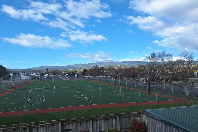 Photo of property in 4 Clyma Street, Elderslea, Upper Hutt, 5018
