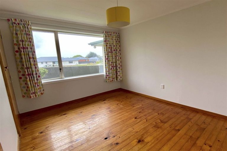 Photo of property in 18 Conway Crescent, Glengarry, Invercargill, 9810