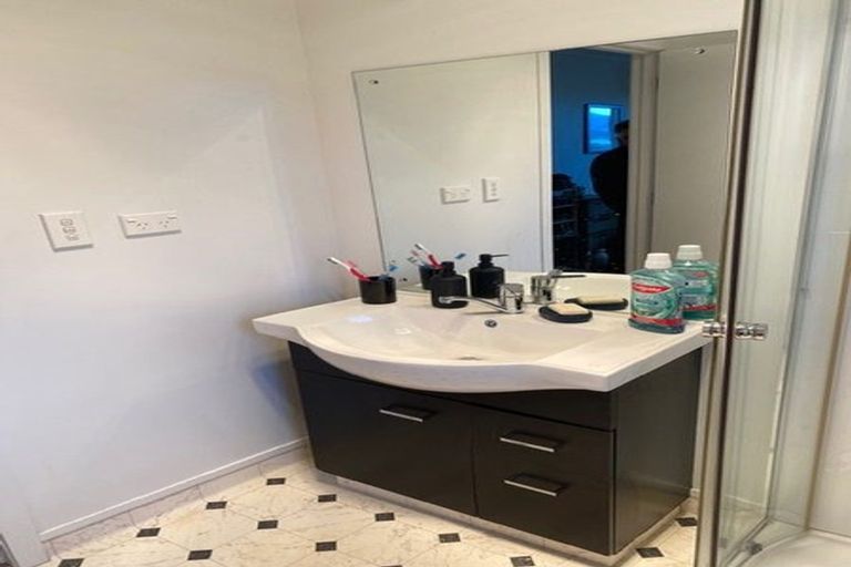 Photo of property in 69 Easther Crescent, Kew, Dunedin, 9012