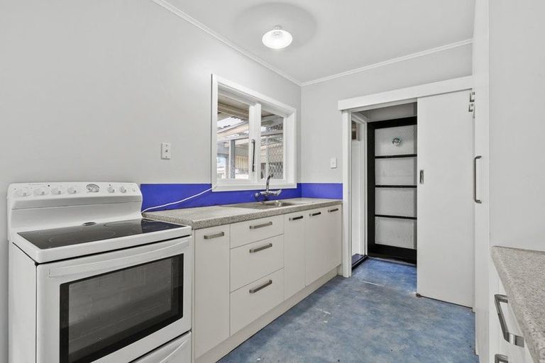 Photo of property in 15 Velvet Crescent, Otara, Auckland, 2023