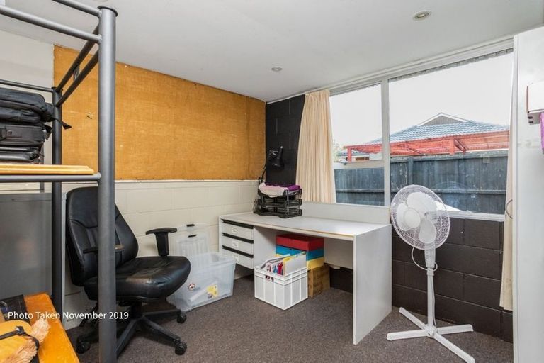 Photo of property in 25 Ambleside Drive, Burnside, Christchurch, 8053