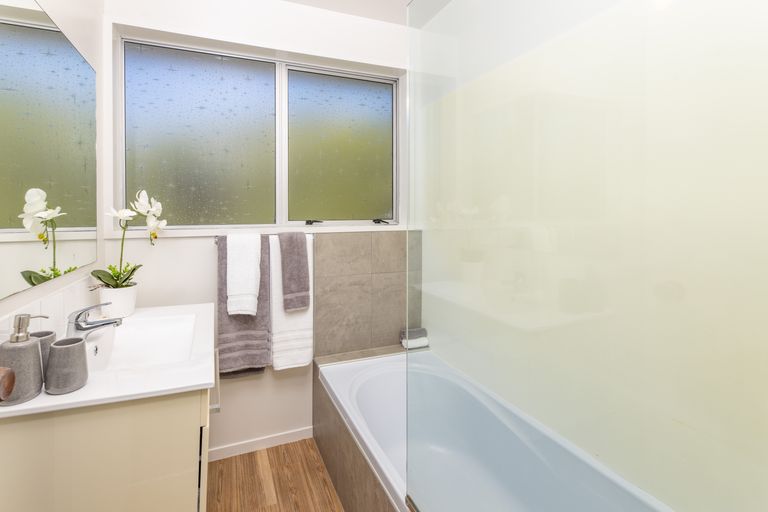 Photo of property in 24 Meon Street, Aranui, Christchurch, 8061