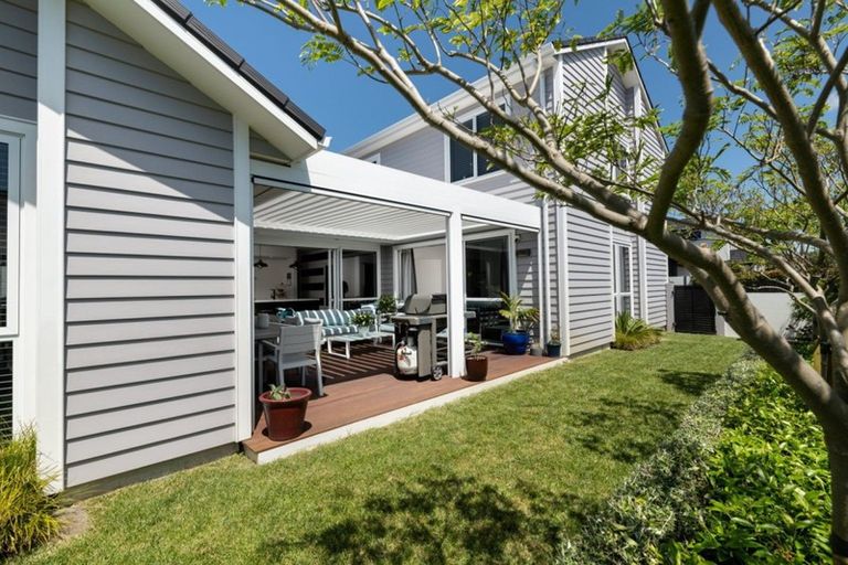 Photo of property in 14 Oceania Sands Way, Papamoa Beach, Papamoa, 3118