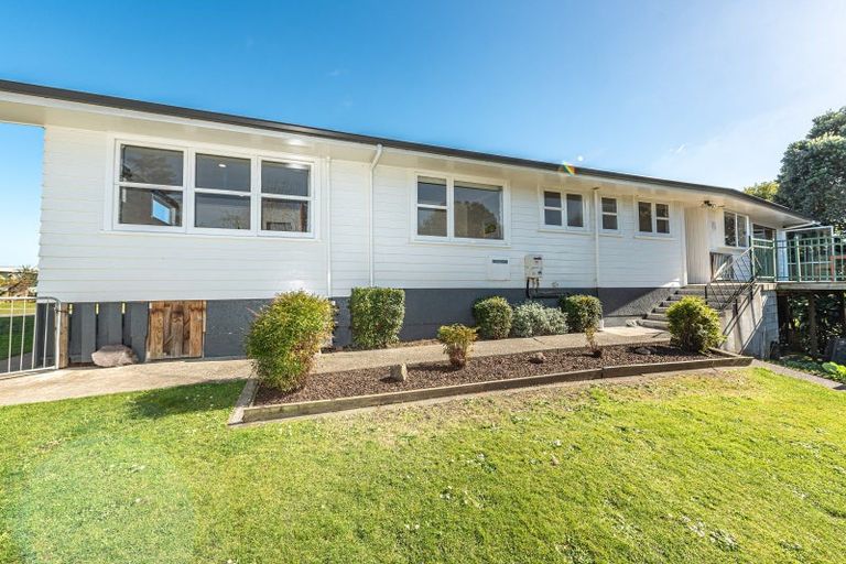 Photo of property in 22 Tregarth Street, Saint Johns Hill, Whanganui, 4501
